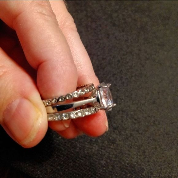 Diamond Wedding Set  - Picture 10 of 12